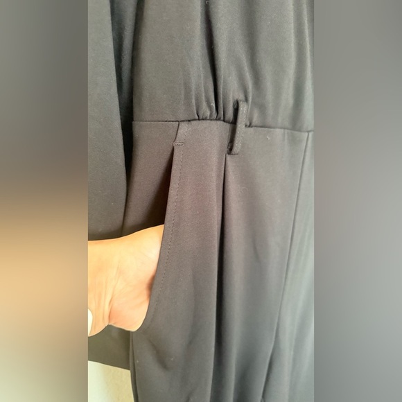 J. McLaughlin Classic Black Jumpsuit,  Pockets, Back Zip- Size 4 - Picture 10 of 16